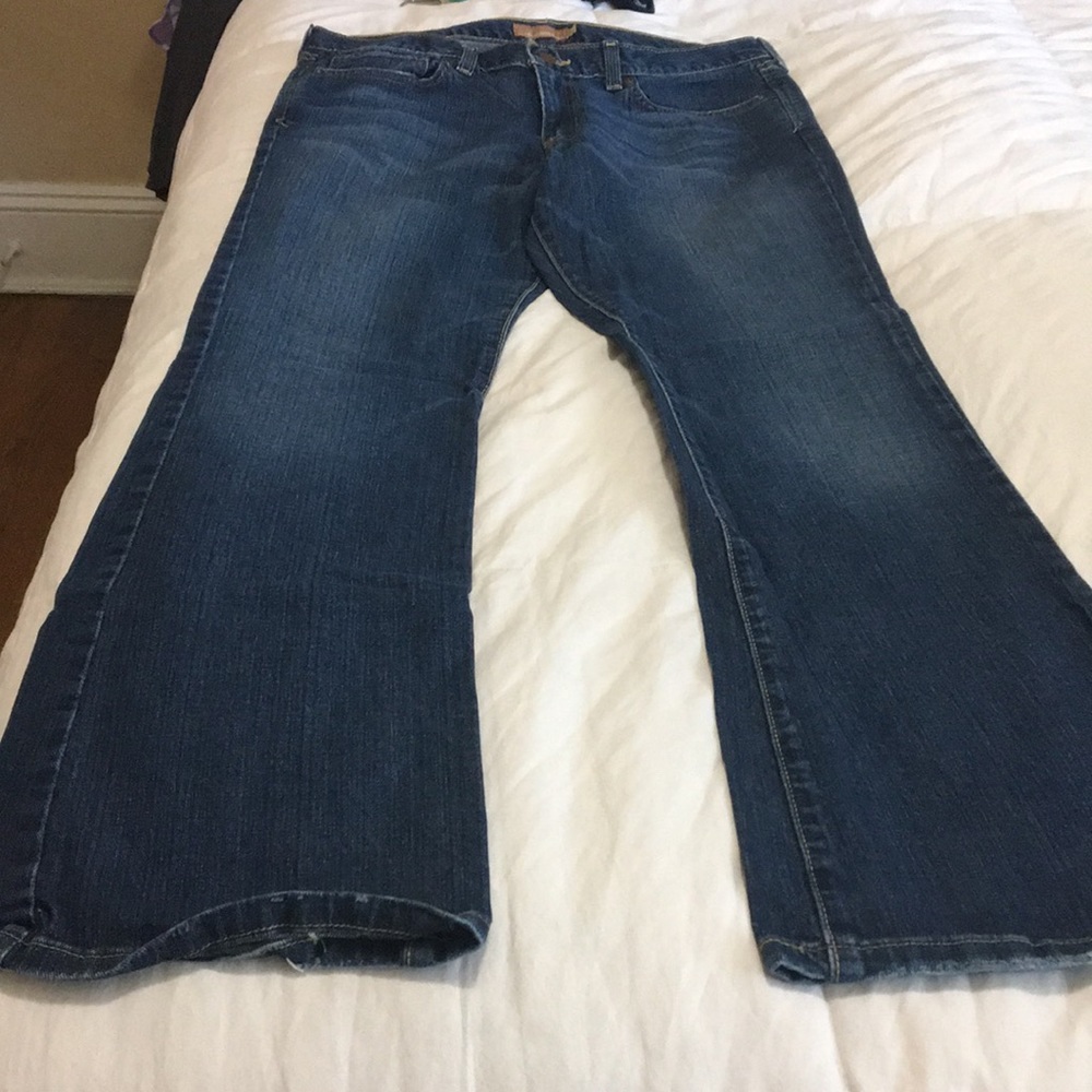 Abercrombie Light Wash Jeans